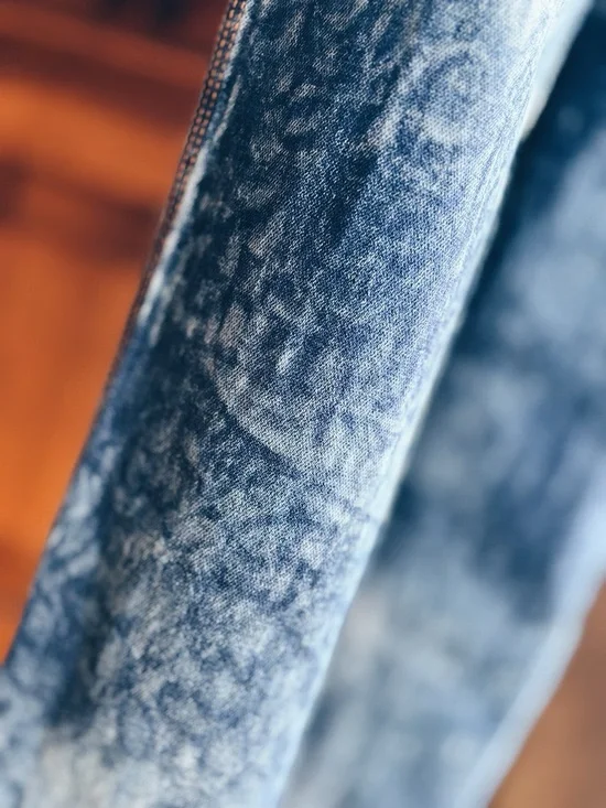 One-of-a-Kind (OOAK) Vintage Gitano Hand-Stenciled Lace Jeans - Picture 14 of 16